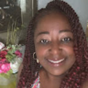 Meet your Posher, Connie